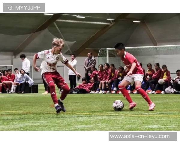 室内七人制足球场的设计理念与建设要点探讨及其对青少年足球发展的影响分析